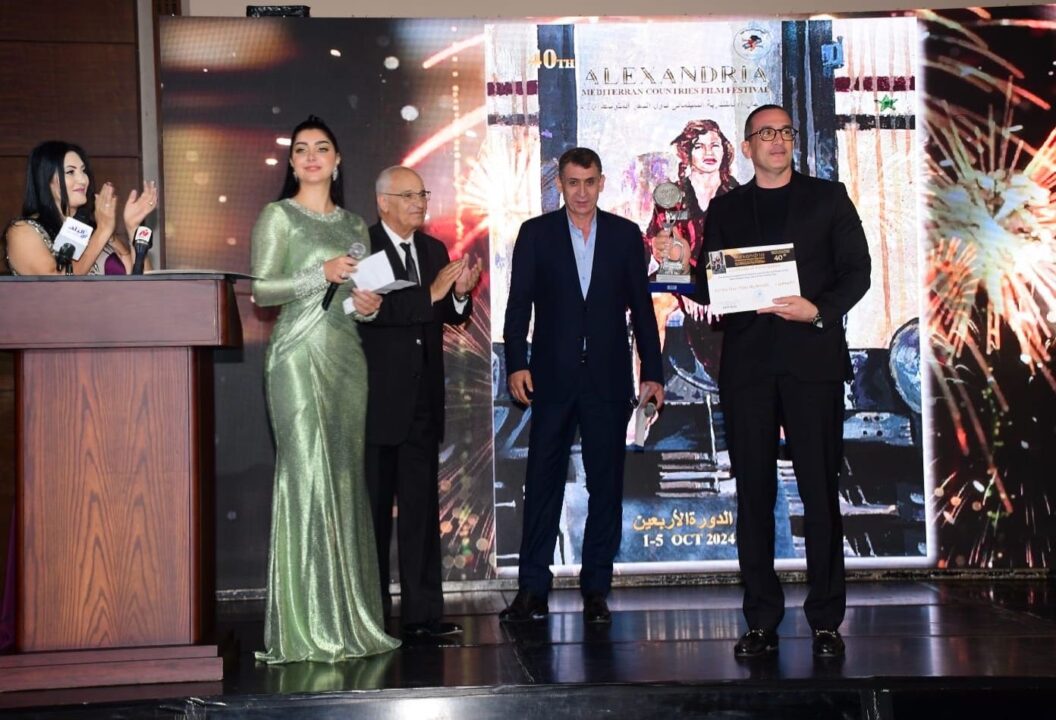 6885cab8-bf7f-43ff-8181-35980b408b3c