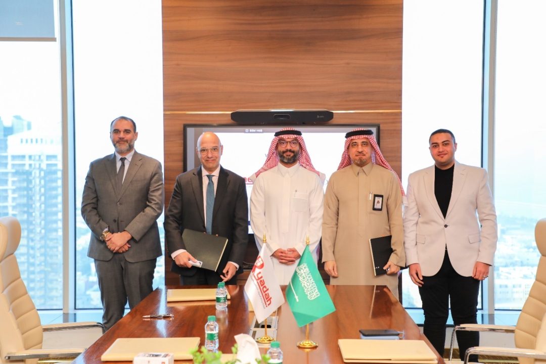 f087690d-b87d-4bbe-9312-1bc954b8fe2b